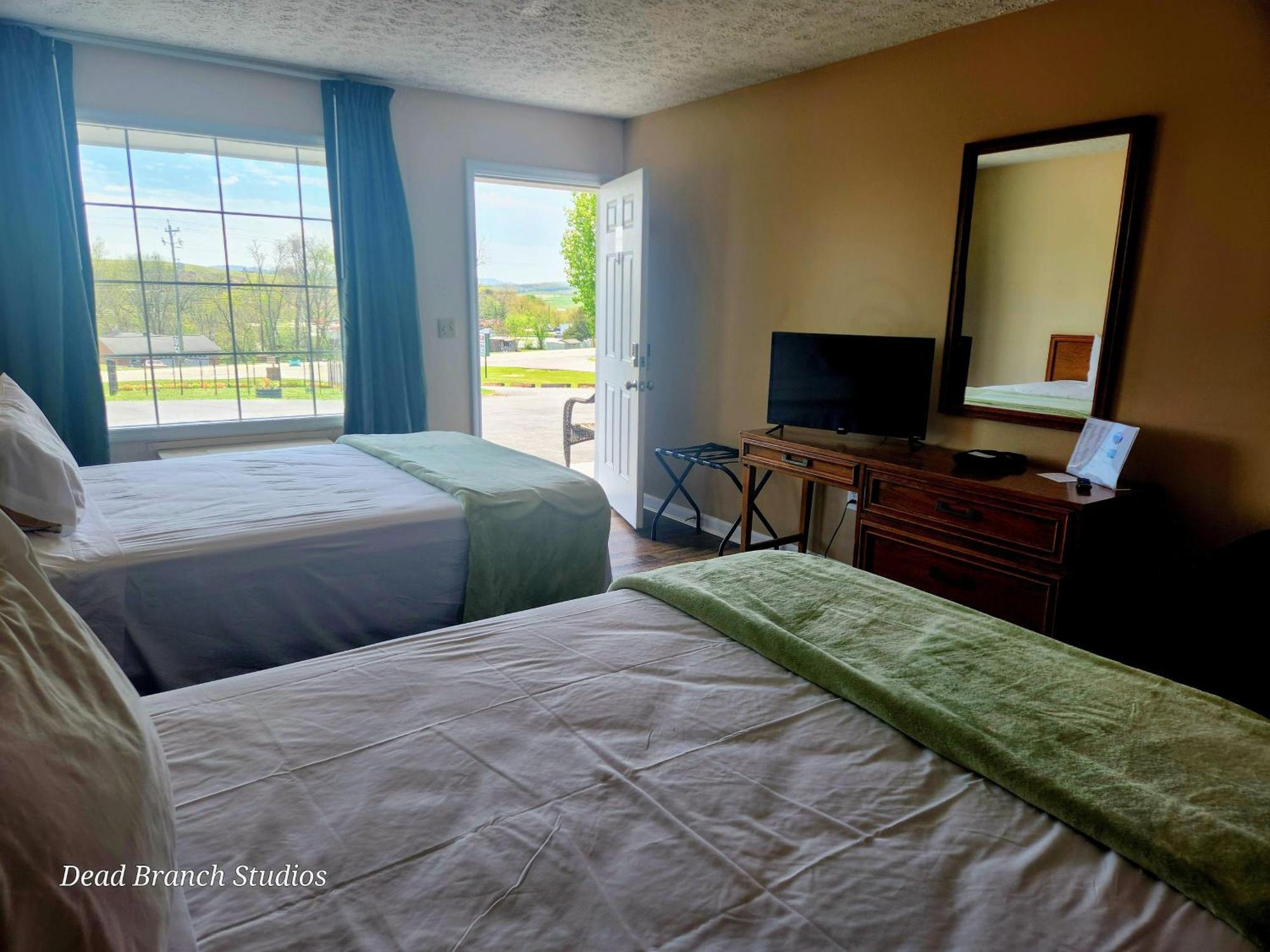 Fox Mountain Inn Max Meadows Екстер'єр фото