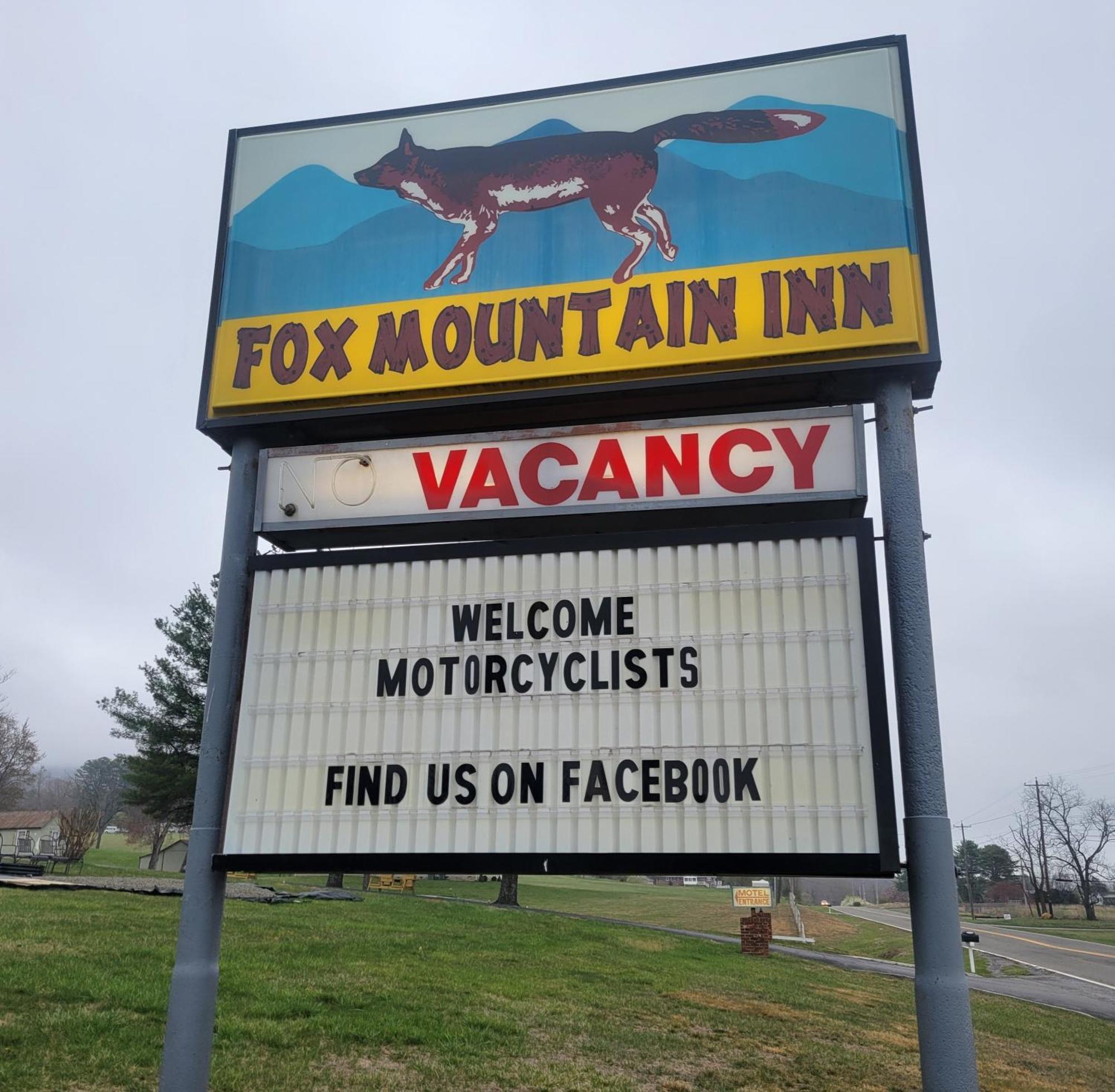 Fox Mountain Inn Max Meadows Екстер'єр фото